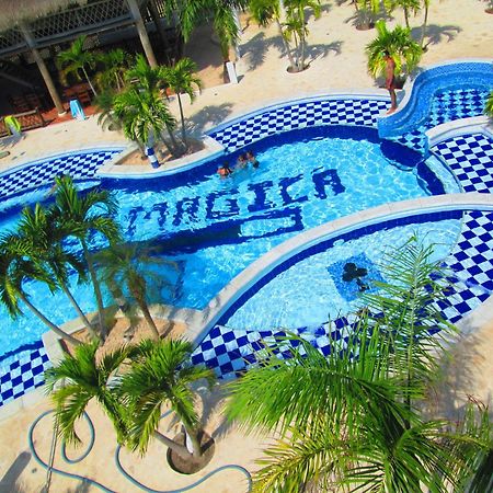 Hotel Isla Magica Coveñas Екстериор снимка