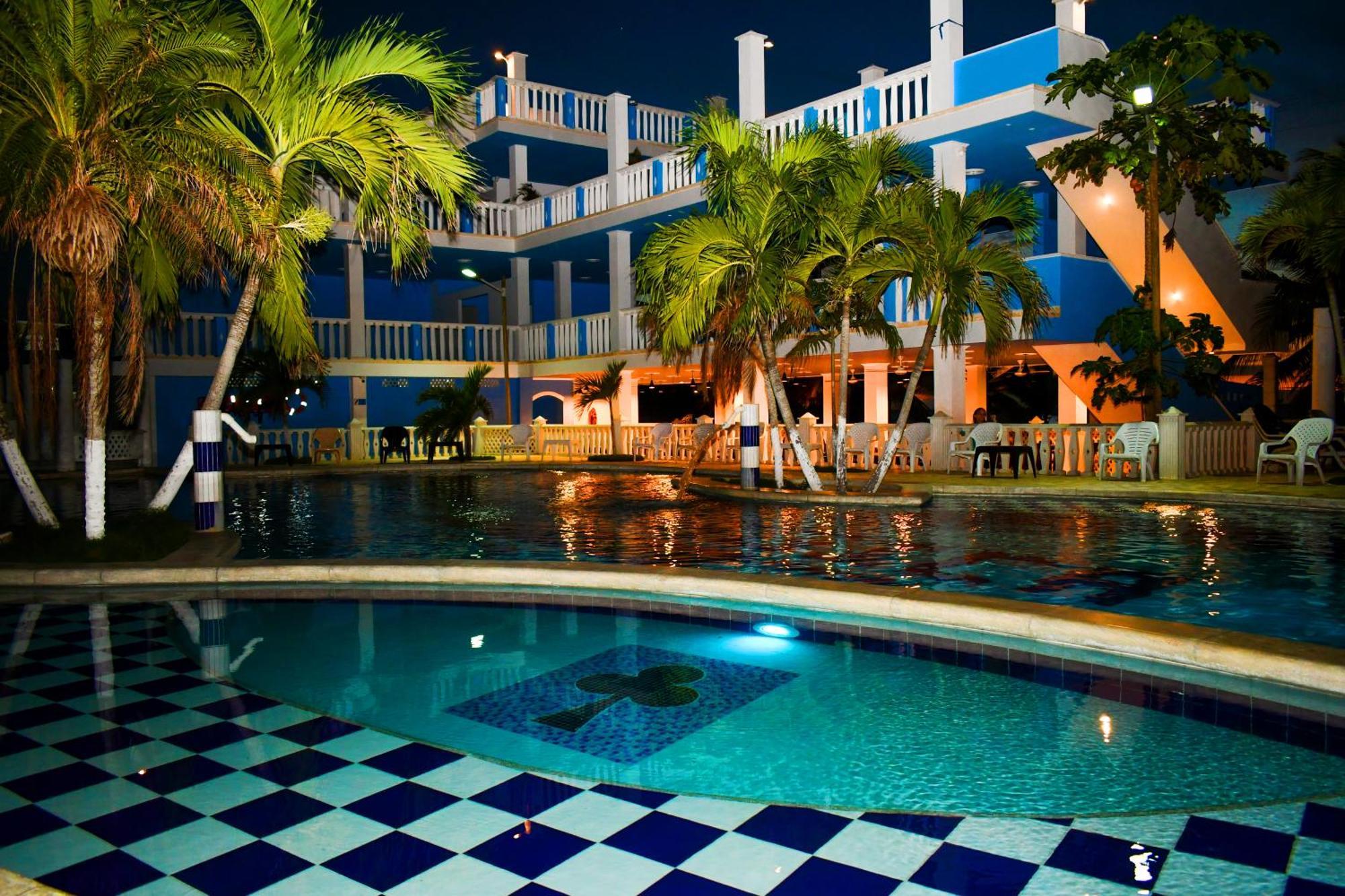 Hotel Isla Magica Coveñas Екстериор снимка