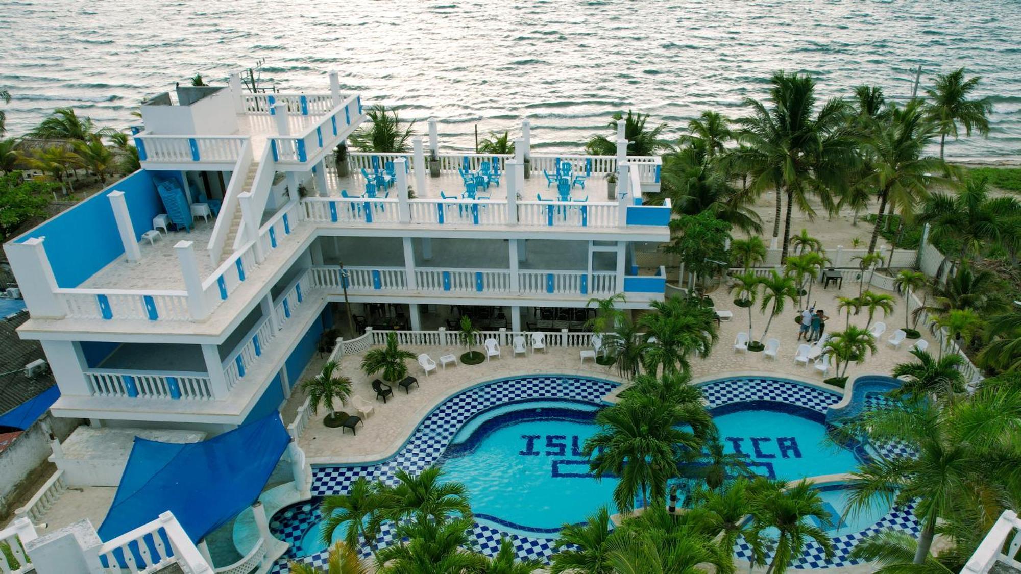 Hotel Isla Magica Coveñas Екстериор снимка