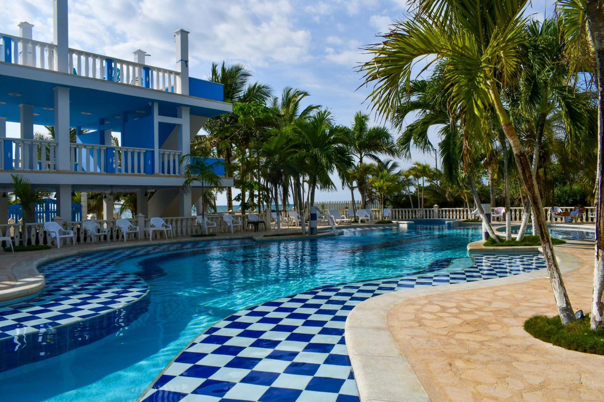 Hotel Isla Magica Coveñas Екстериор снимка
