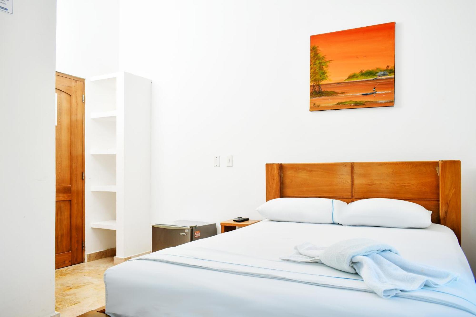 Hotel Isla Magica Coveñas Екстериор снимка